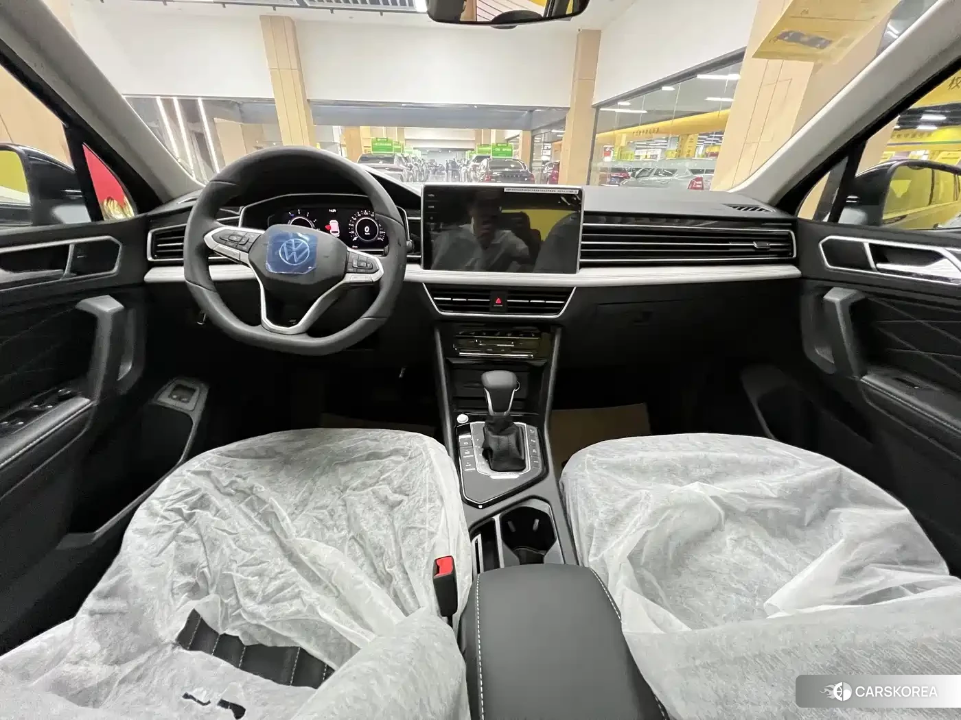 Volkswagen Tiguan L id 4680644 из Китая 7