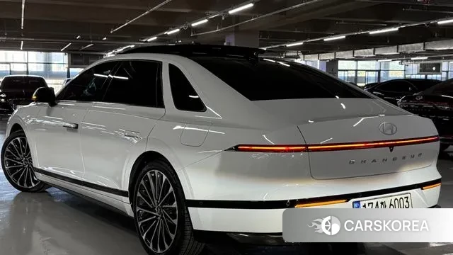 Hyundai Grandeur Hybrid (GN7) id 3257011 из Кореи 16