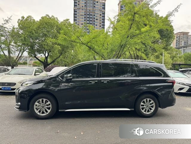 Toyota Grevia id 4321137 из Китая 9