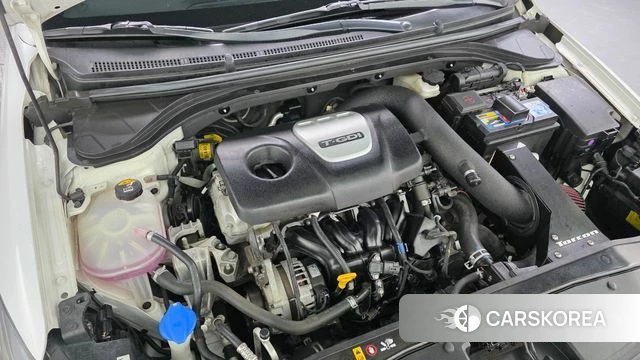 Hyundai Avante AD id 3814591 из Кореи 16