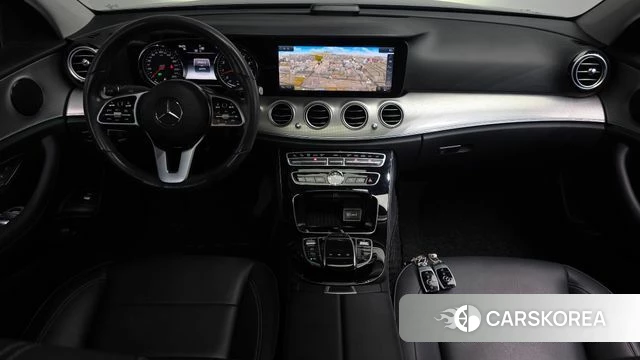 Mercedes-Benz E-Class W213 id 3853720 из Кореи 16