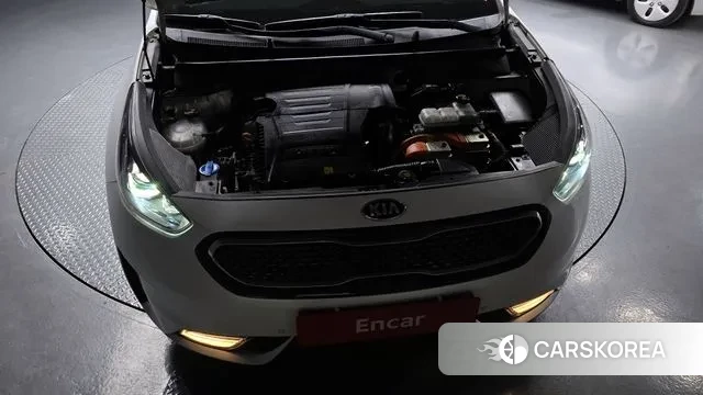 Kia Niro id 3045704 из Кореи 16