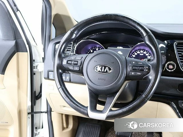 Kia The New Carnival id 4677849 из Кореи 16