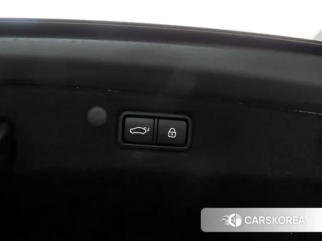 Hyundai The New Grandeur IG id 3597345 из Кореи 16