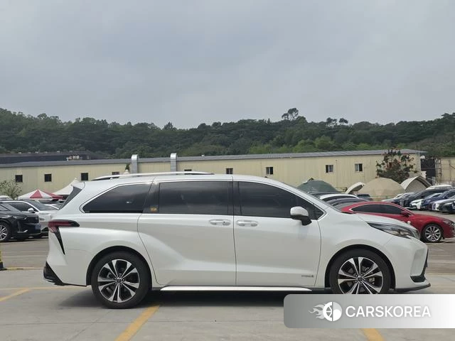 Toyota Grevia 2024 Белый из Китая, фото 6