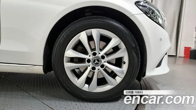 Mercedes-Benz C-Class W205 id 2260572 из Кореи 16