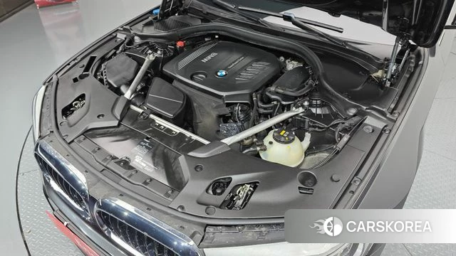 BMW 5 Series (G30) id 4246236 из Кореи 30