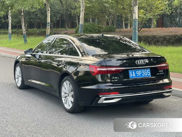 Audi A6L id 4277680 из Китая 7