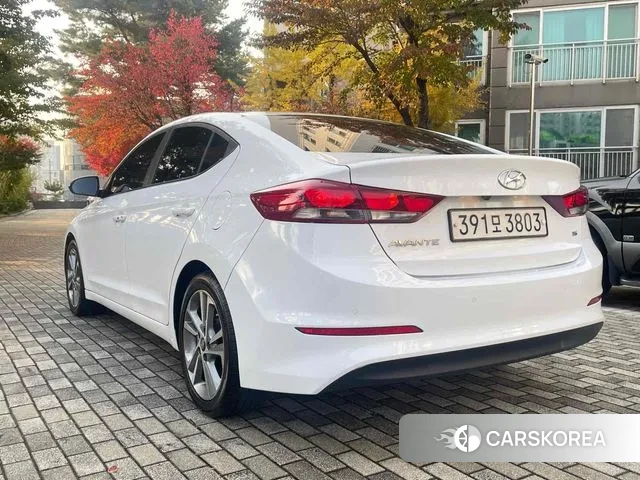 Hyundai Avante AD id 3336539 из Кореи 14