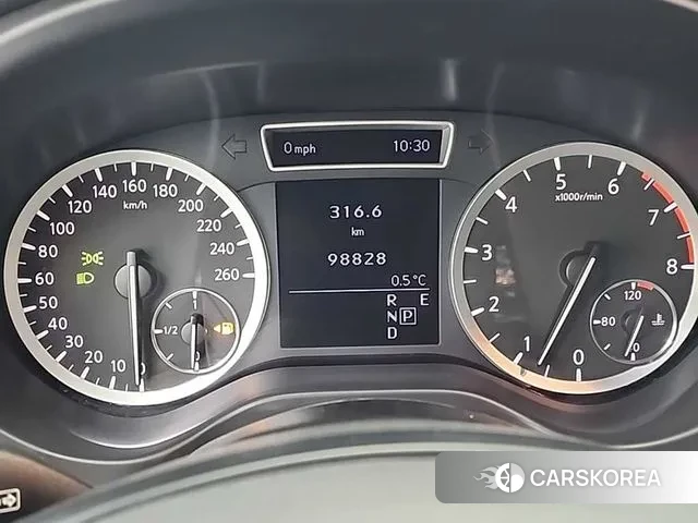 Infiniti QX30 id 3616857 из Кореи 16