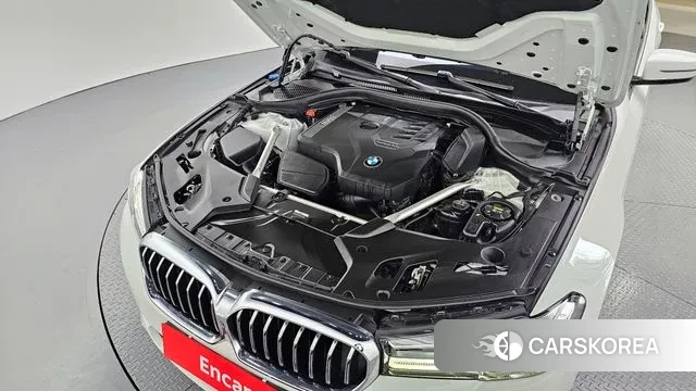 BMW 5 Series (G30) id 3279427 из Кореи 16