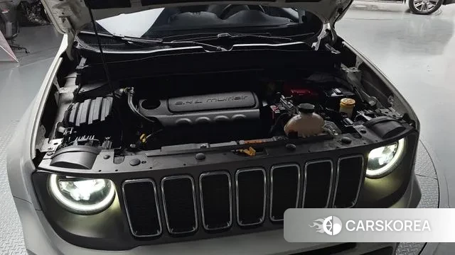 Jeep Renegade id 3374135 из Кореи 16