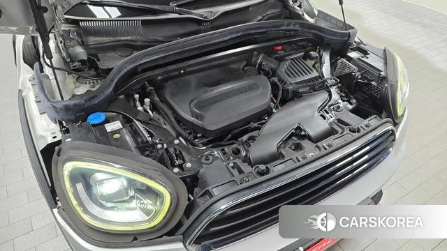 Mini Cooper D Countryman id 4355770 из Кореи 28