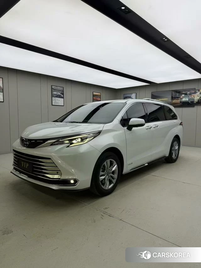 Toyota Saina id 4257641 из Китая 8