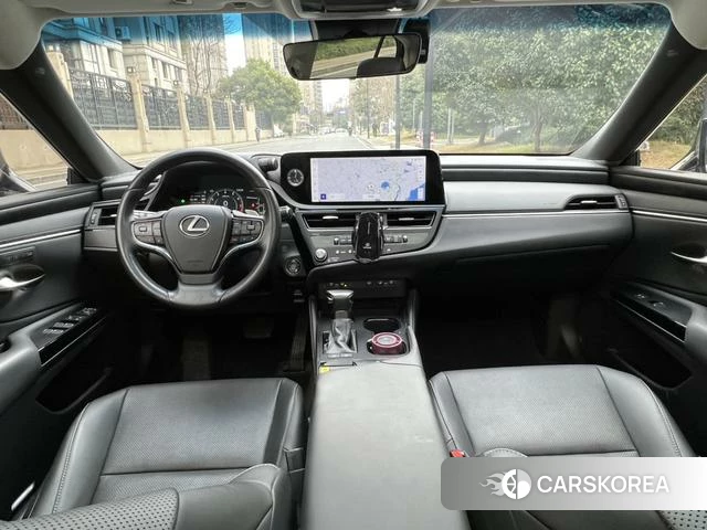 Lexus ES id 4297798 из Китая 11