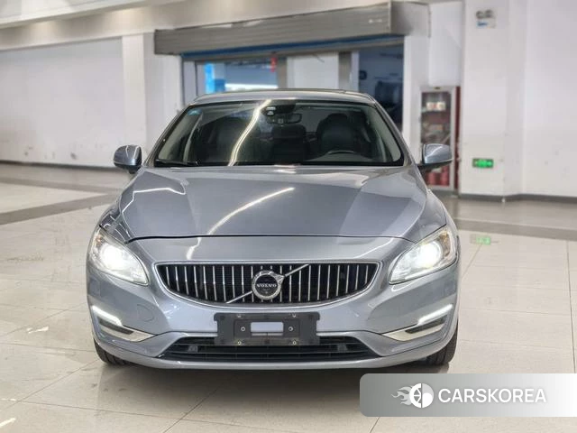 Volvo S60 id 4241169 из Китая 8