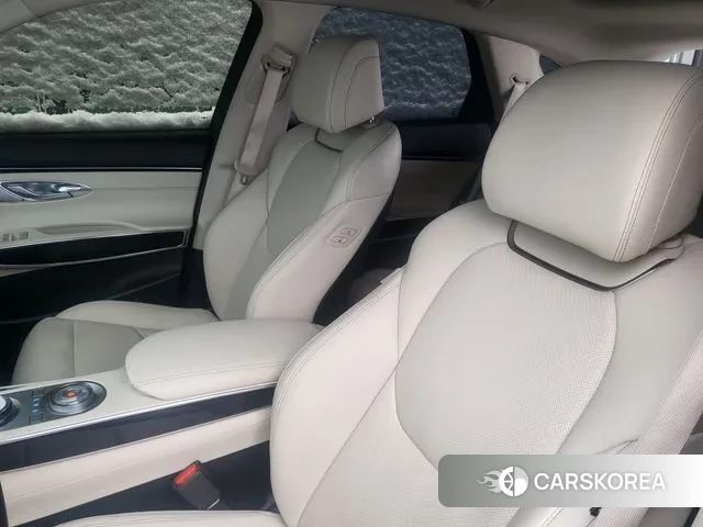 Genesis GV70 id 3597776 из Кореи 12