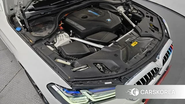 BMW 5 Series (G30) id 2960019 из Кореи 16