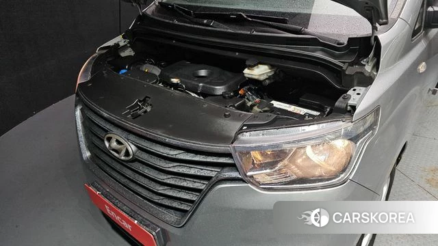 Hyundai The New Grand Starex id 3861777 из Кореи 16