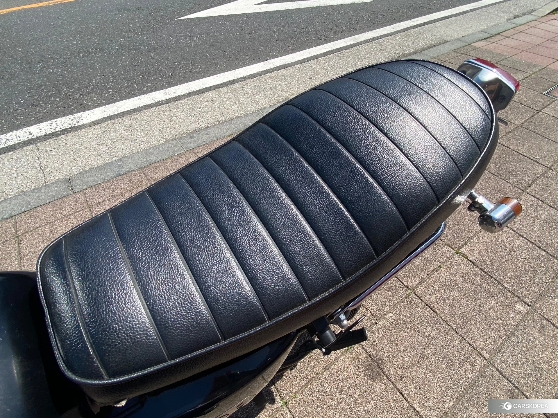 Yamaha SR 400 id 3946399 из Японии 7