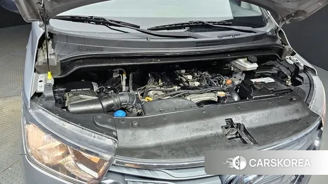 Hyundai The New Grand Starex id 3045298 из Кореи 16