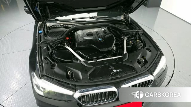 BMW 5 Series (G30) id 3801442 из Кореи 16