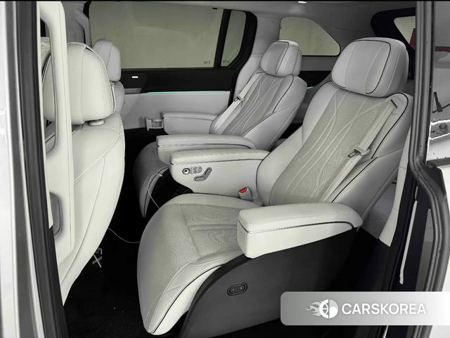 Xiaopeng Motors Xiaopeng X9 2024 Серебристо-серый из Китая, фото 6
