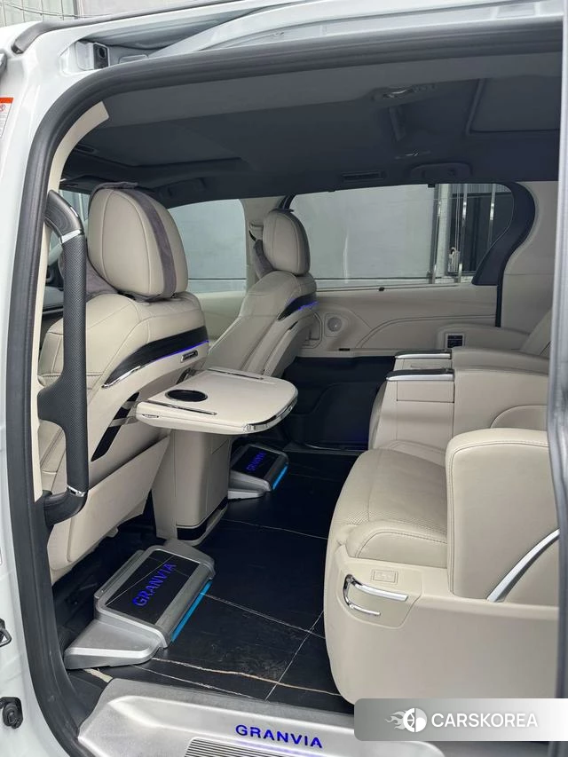 Toyota Grevia id 4291490 из Китая 8