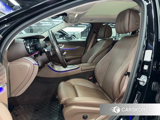 Mercedes-Benz E-class PHEV id 4277924 из Китая 13