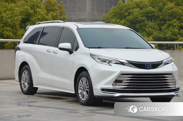 Toyota Saina id 4276040 из Китая 21