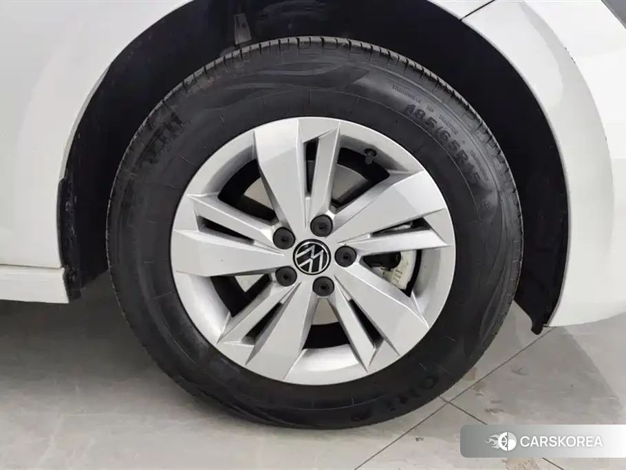Volkswagen Polo id 4545700 из Китая 12