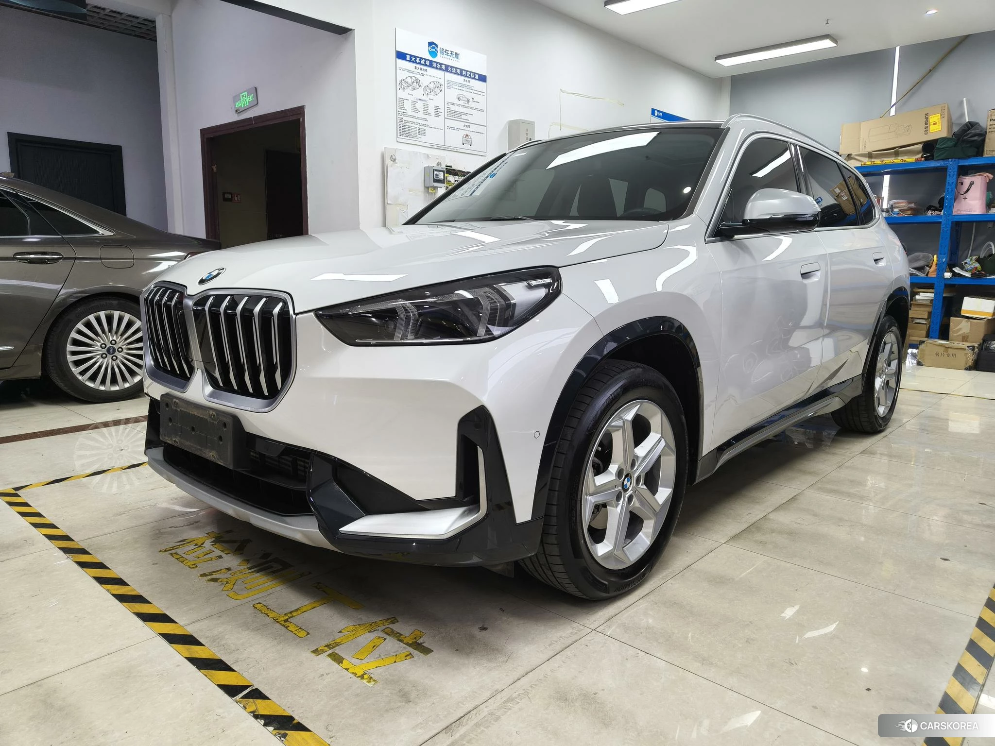 BMW X1 id 4479505 из Китая 15