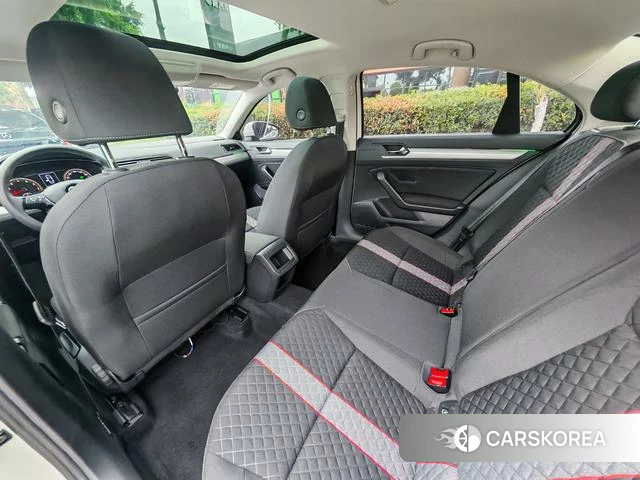 Volkswagen Lingdu 2022 Белый из Китая, фото 6