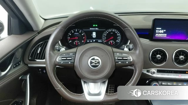 Kia Stinger Meister id 4632459 из Кореи 16