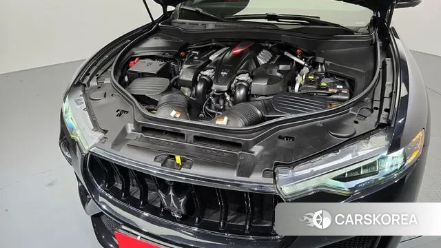 Maserati Levante id 3379614 из Кореи 16