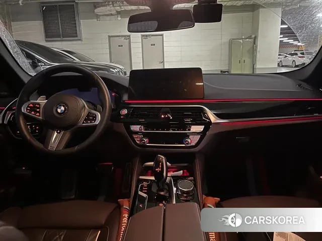 BMW 5 Series (G30) 2022 Белый из Кореи, фото 6