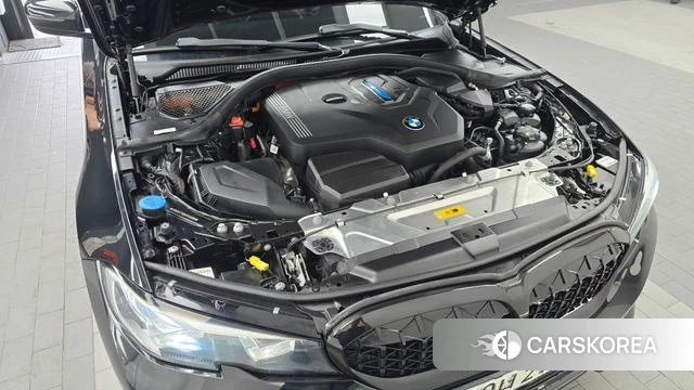 BMW 3 Series (G20) id 4594338 из Кореи 27