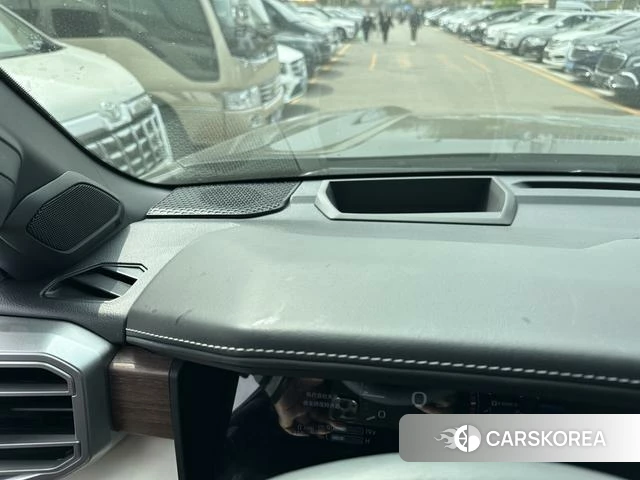 Toyota Sequoia id 3983301 из Китая 14
