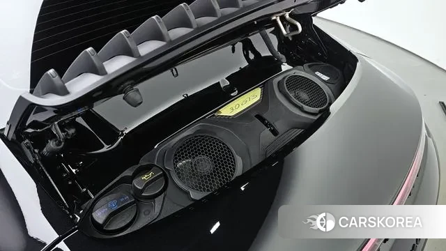 Porsche 911(992) id 3011397 из Кореи 16