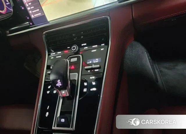 Porsche Panamera (971) 2021 Белый из Кореи, фото 6