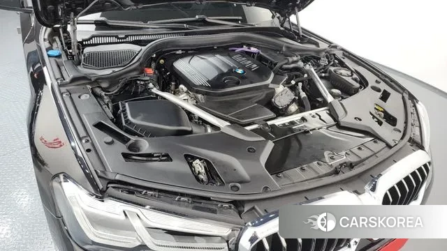 BMW 5 Series (G30) id 3433297 из Кореи 16