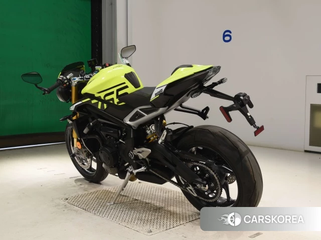 Проданный Triumph STREET TRIPLE 765 RS id 4366840 из Японии, фото 6