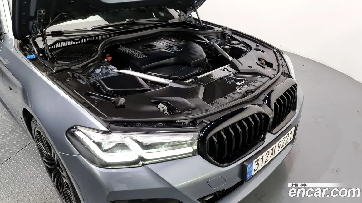 BMW 5 Series (G30) id 2182255 из Кореи 16