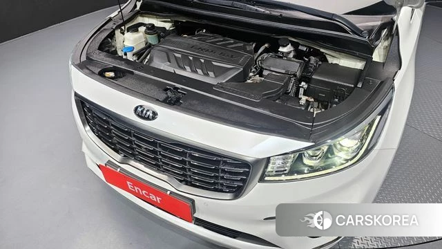 Kia The New Carnival id 4403436 из Кореи 16