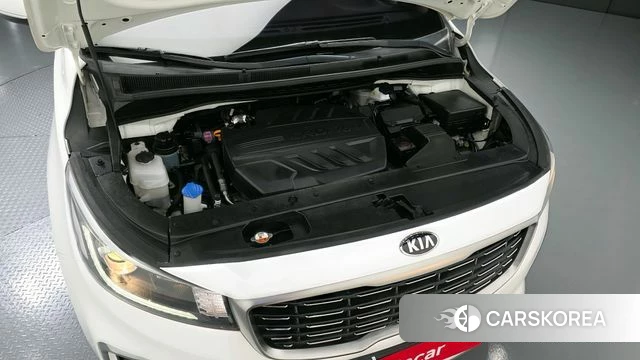 Kia The New Carnival id 3937175 из Кореи 16