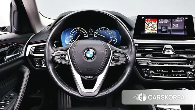 BMW 5 Series (G30) id 3612371 из Кореи 15