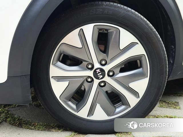 Kia Niro EV id 4551816 из Кореи 16
