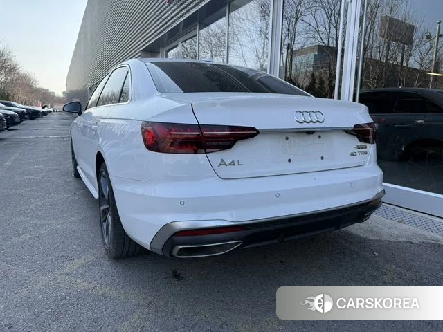 Audi A4L 2024 Белый из Китая, фото 6