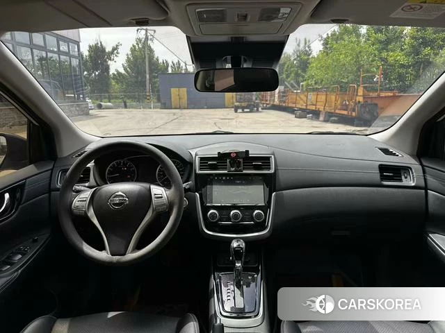 Nissan TIIDA 2024 Белый из Китая, фото 6