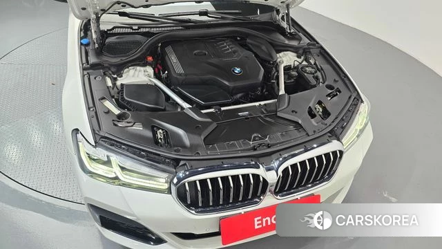 BMW 5 Series (G30) id 4854470 из Кореи 16
